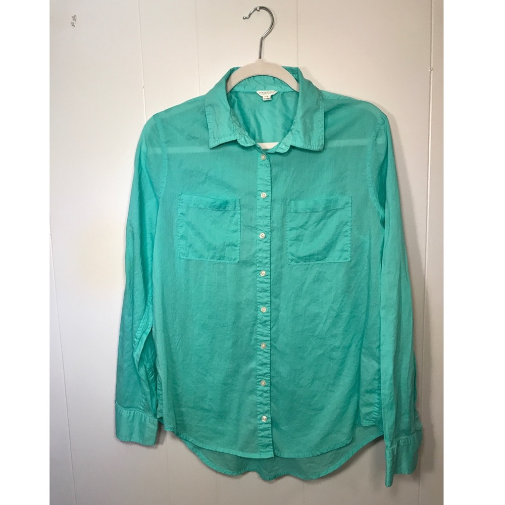 Aeropostale turquoise button down long sleeve top
